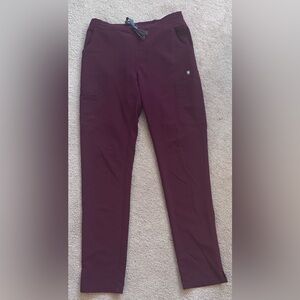 FIGS Men’s Burgundy scrub pants